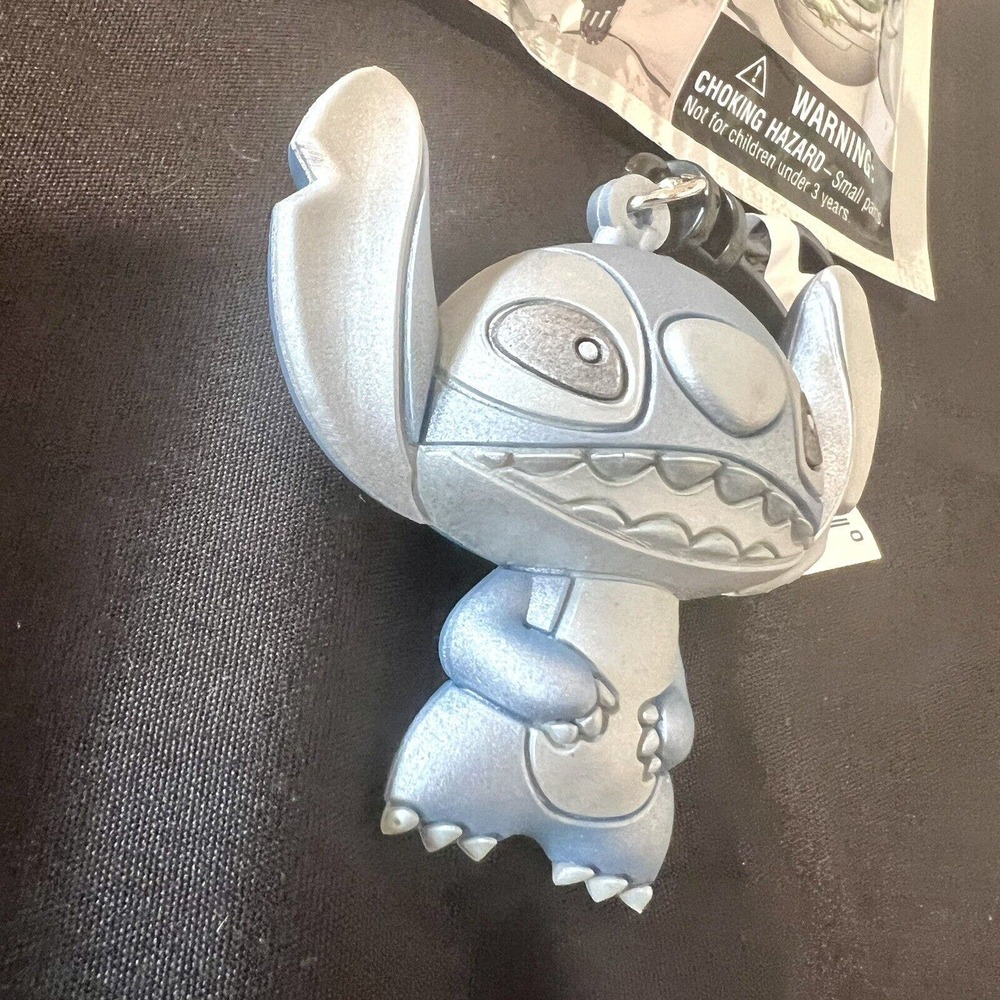 Disney 100 Platinum NEW * Silver Stitch Alien Clip * Blind Bag Monogram Keychain - Picture 3 of 8